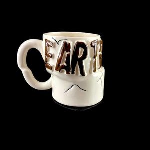 Vintage Universal Studios Coffee Mug Earthquake